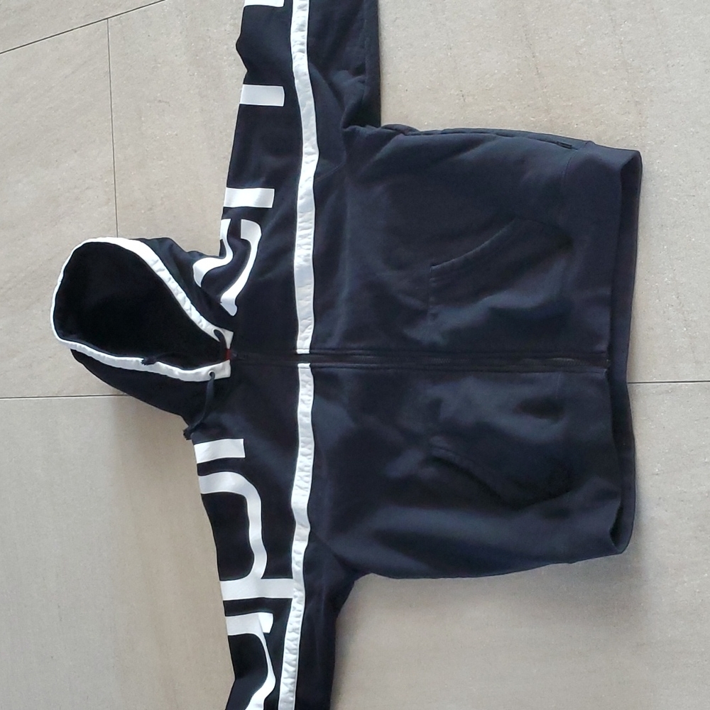 Supreme zipped up Hoodie